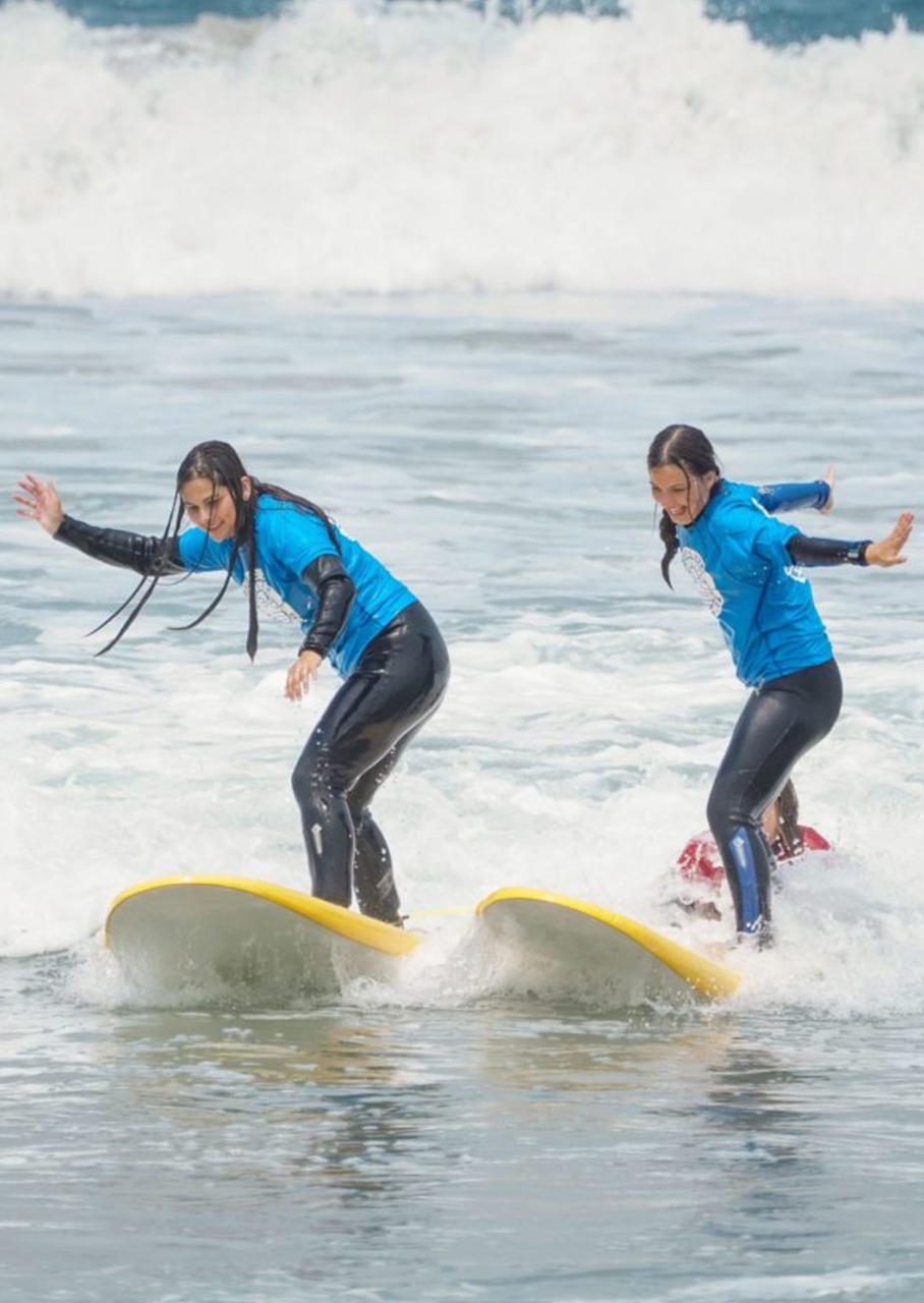 Semi Private Surf Lessons Girls